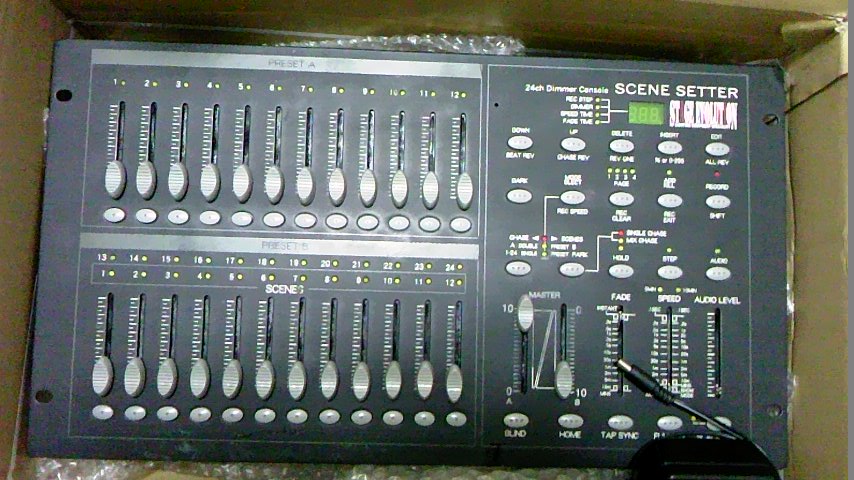 機材レビュー】24ch調光卓 SCENE SETTER (シーンセッター) | 照明機材