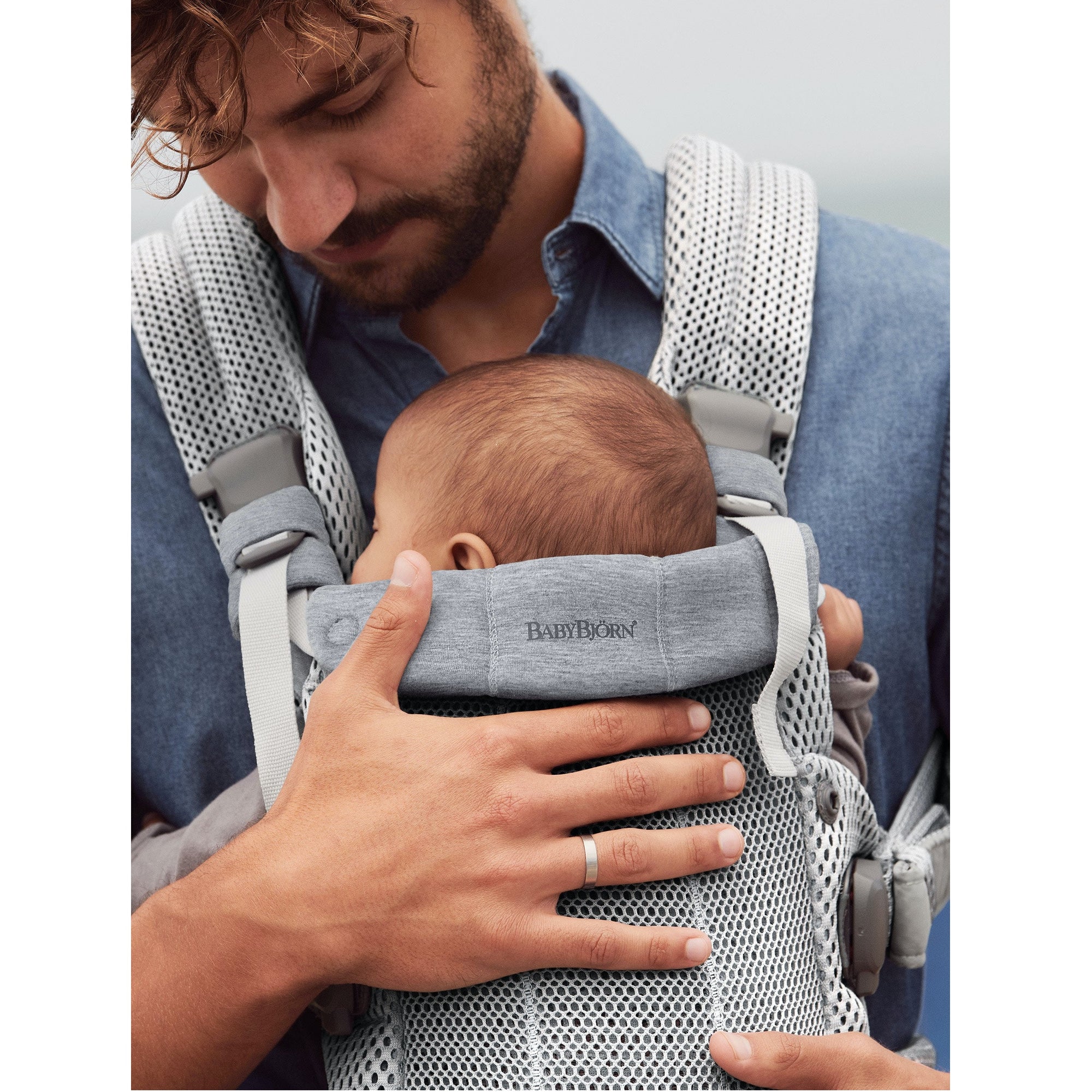BABYBJÖRN Baby Carrier Harmony - Little Folks NYC