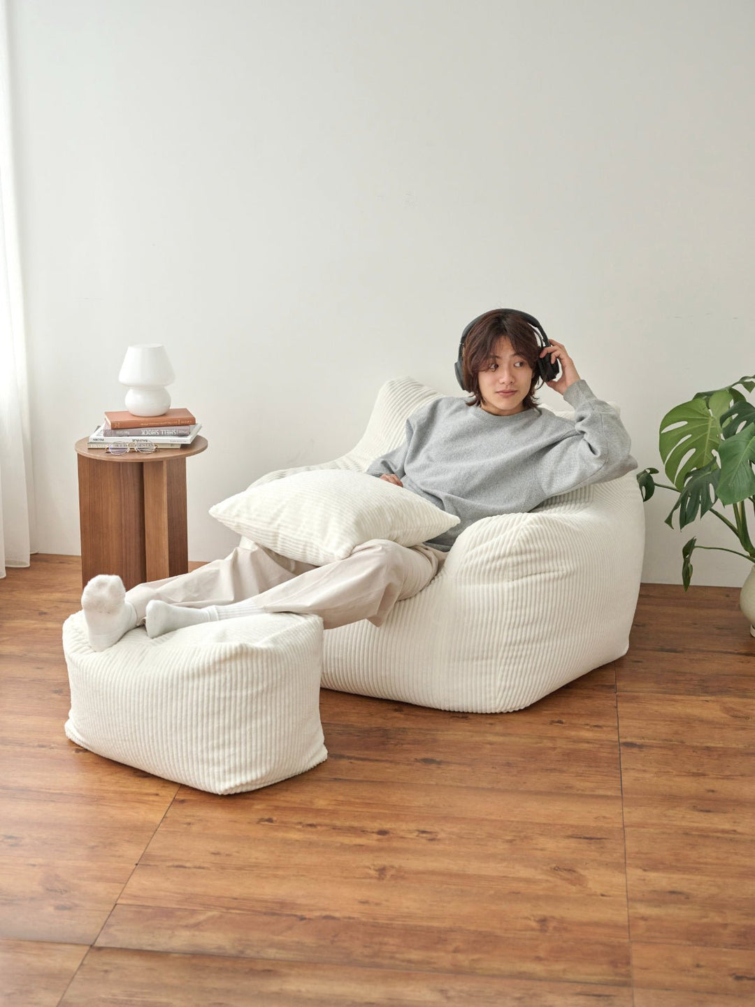 LOOSY ビーズオットマン Ivory｜スツール おしゃれ 一人暮らし 二人