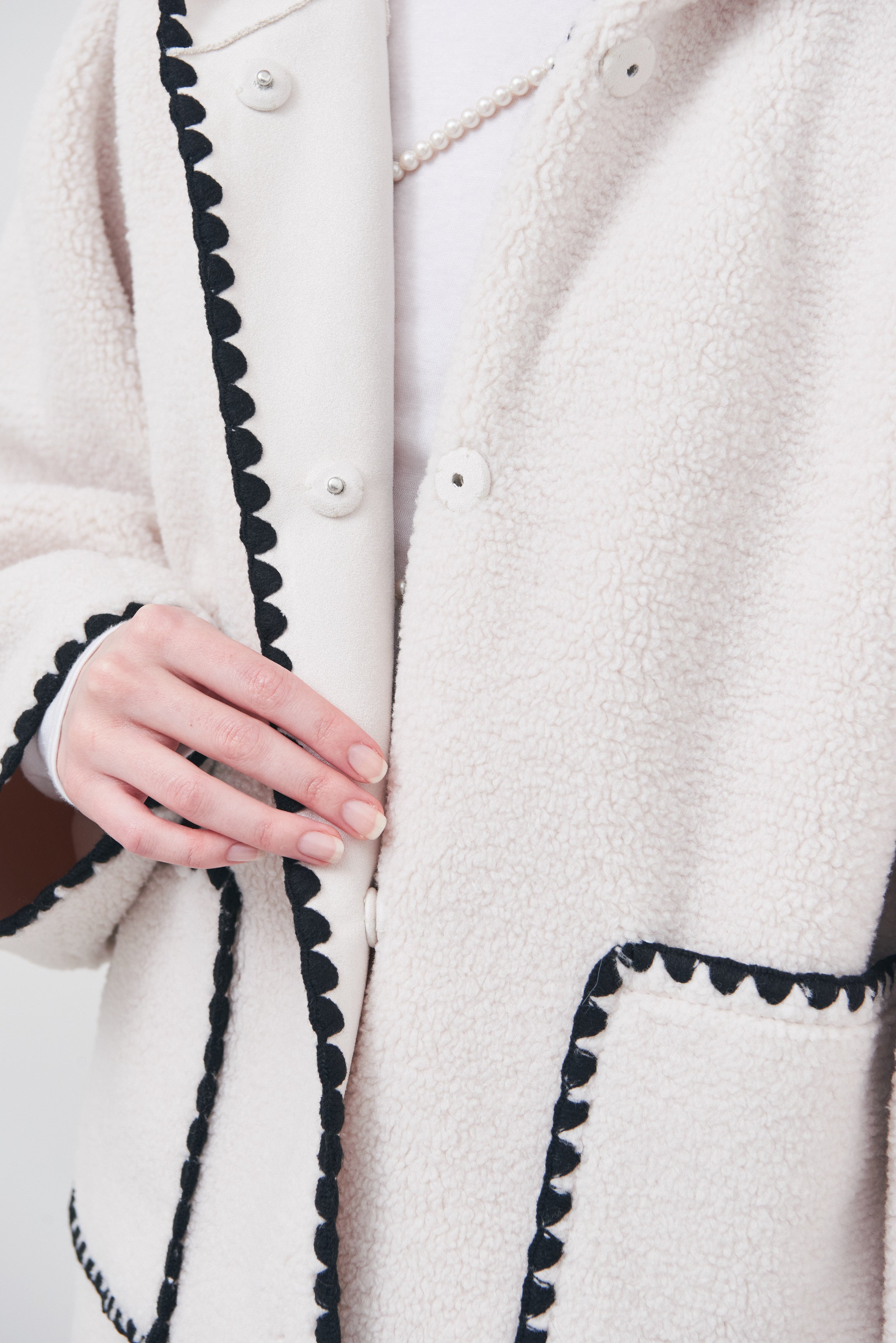 Scallop Boa Hoodie / Ivory – LIten.online