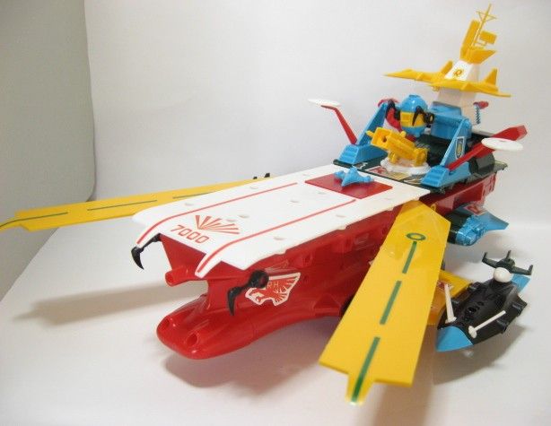 合体空母レッドホーク : 玩具劇場ガンバランス倉庫