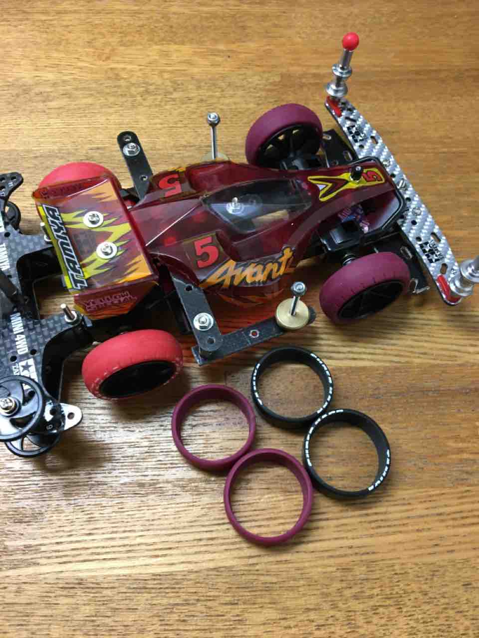 ミニ四駆ブログ タイプ3シャーシ大径ペラタイヤ : 子育て＆ミニ四駆の