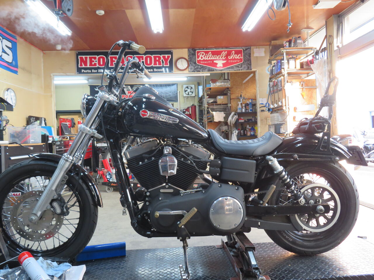 ☆2012年式FXDB☆リアサスそのままでローダウン！☆ : HarleyDavidson