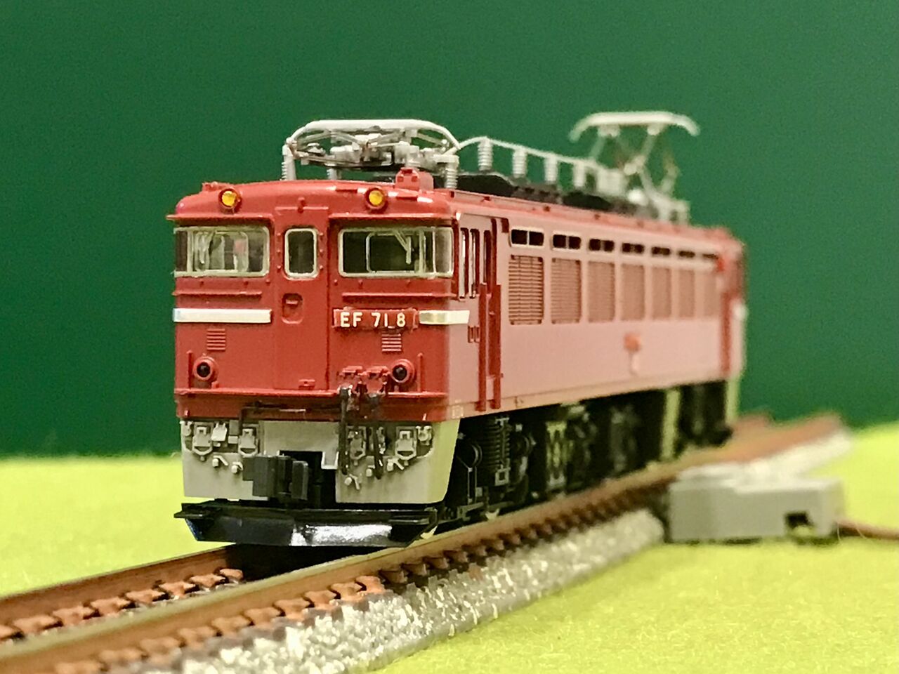 トミックスの「EF71形」と、マイクロエースの「ED78形」を並べてみまし