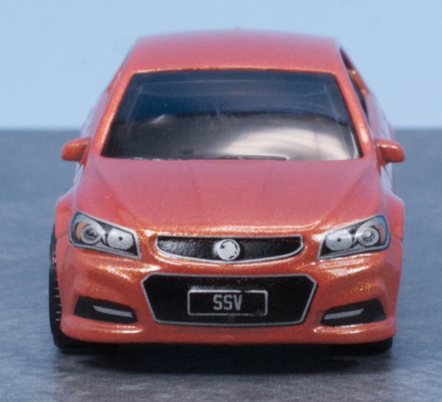 レビュー マッチボックス ホールデン VF コモドア SSV : ミニカー沼