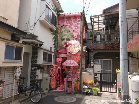 謎の視線と呪いの空耳「あさくら画廊」を歩く : 帝都を歩く