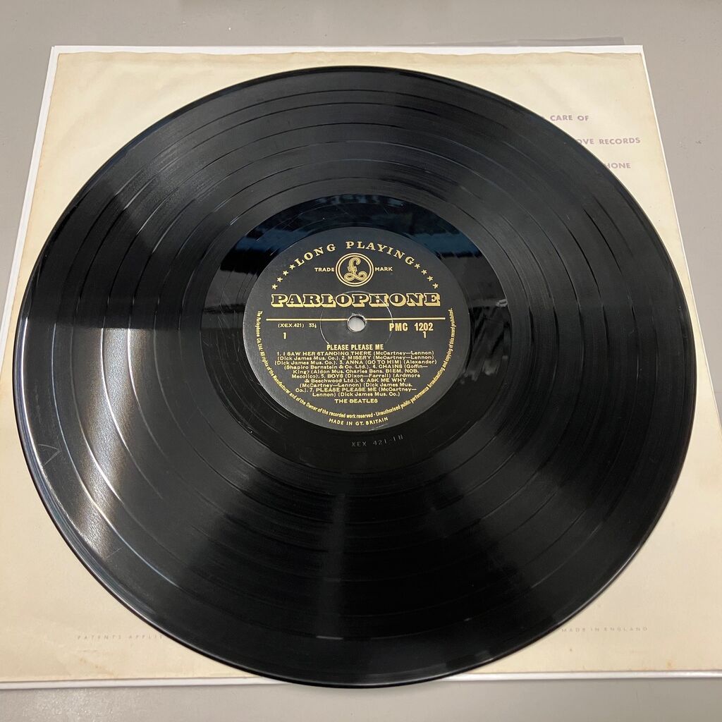 10/29(日)『ビートルズ廃盤レコードセール』【写真】PLEASE PLEASE ME