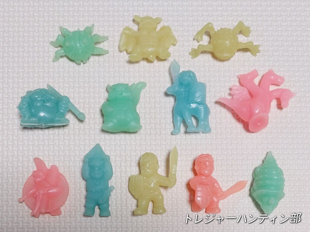 ロッテ ファミコンチョコ 2弾 3弾 ゼルダの伝説 消しゴム 蓄光 リスト