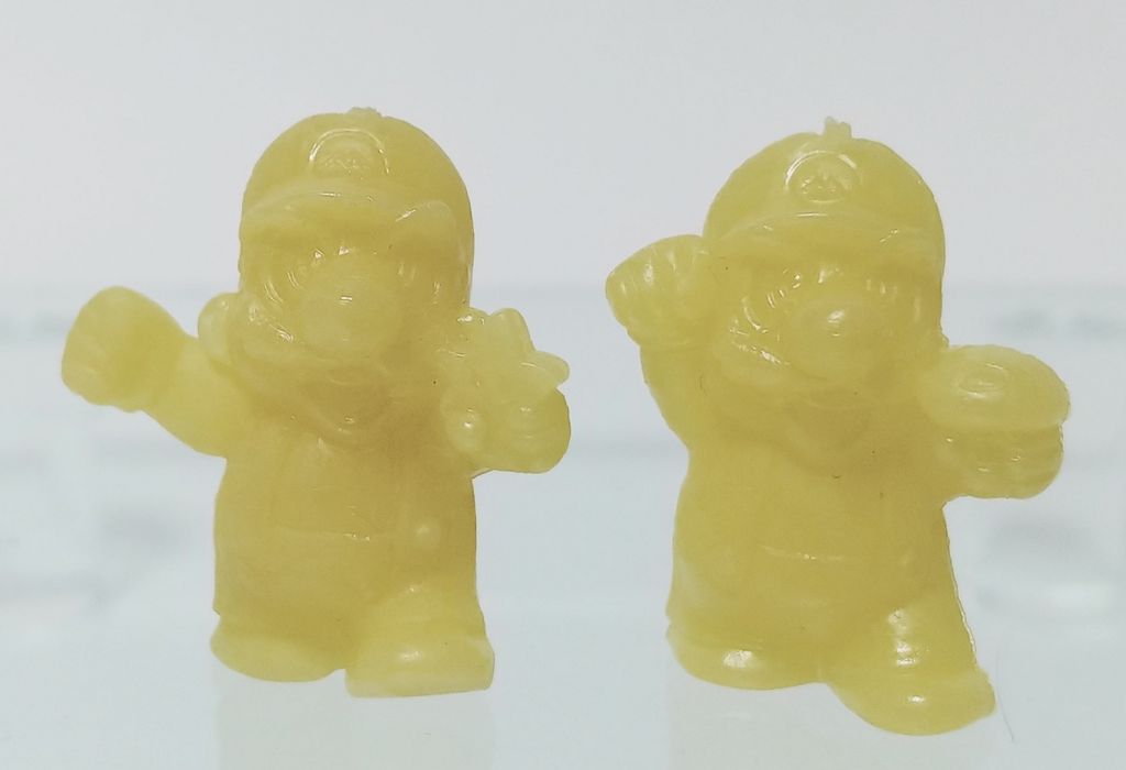 前編 ロッテ ファミコンチョコ 1弾 消しゴム 蓄光 スーパーマリオ