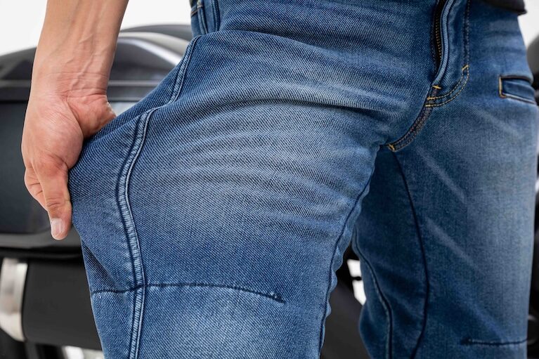 岐阜2りんかん】BMC防風ジーンズ入荷！ : 2りんかんブログ