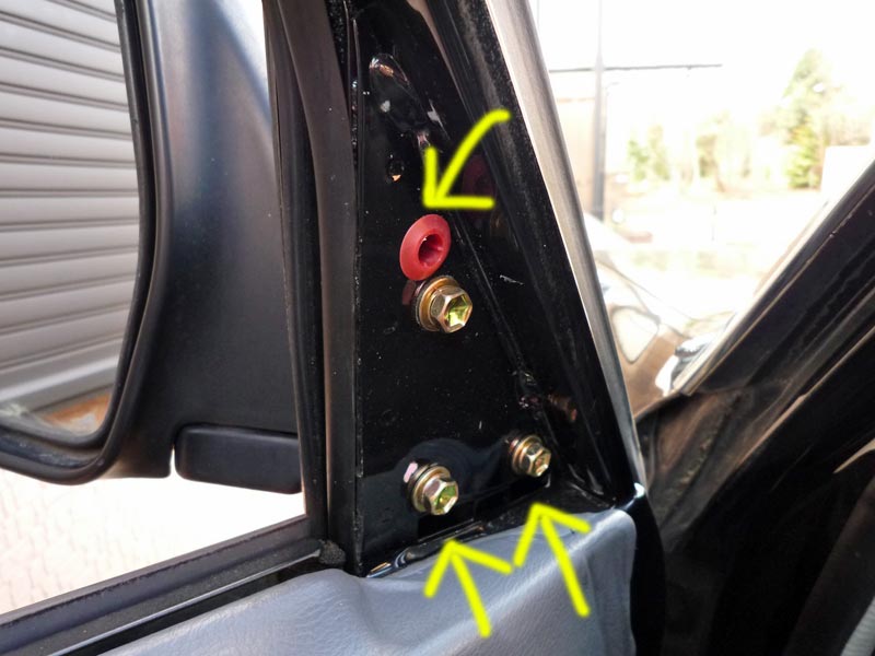 フロントガラスラン交換！！ : ランクル80とあつぽんの関係・・・(○'ω