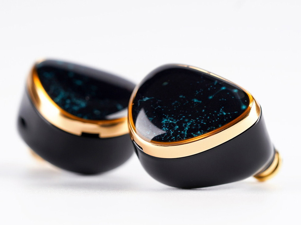 NICEHCK NX8 Special Edition」 好評の1DD+6BA+1PZハイブリッド「NX8