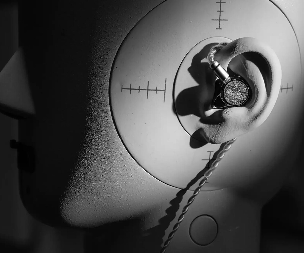 水月雨「Moondrop Meteor - 流星」 隕石を使った特徴的デザインに1DD+