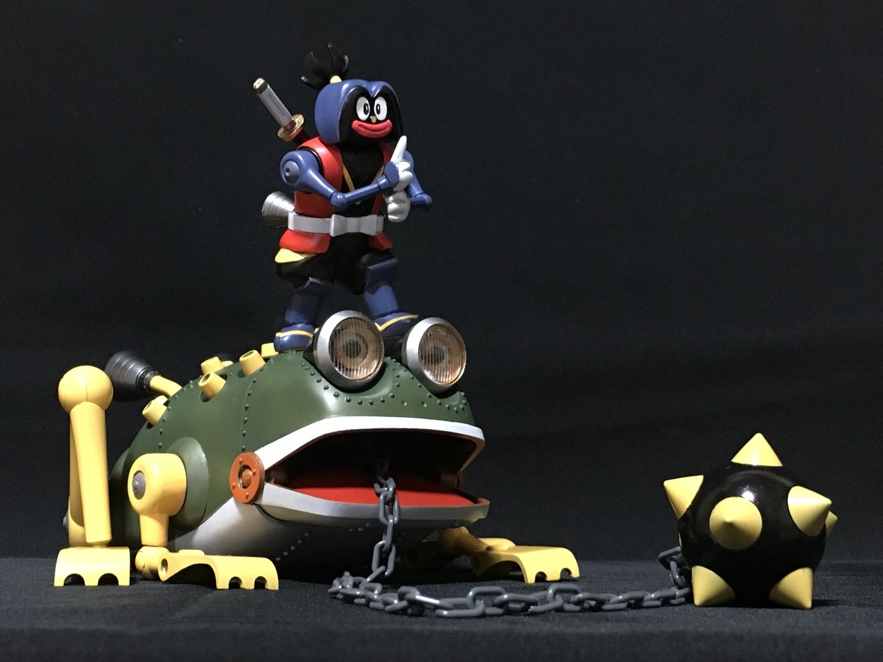 完成‼︎ ガマロボ 〜小沢さとる杯 ロボダッチコンテスト参加作品