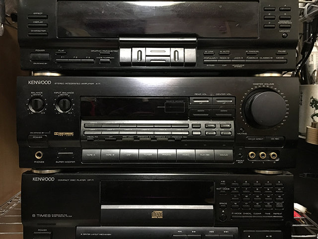 思ひ出のオーディオアンプ逝く : じぇっつDiary-Shuffle It All (Jets