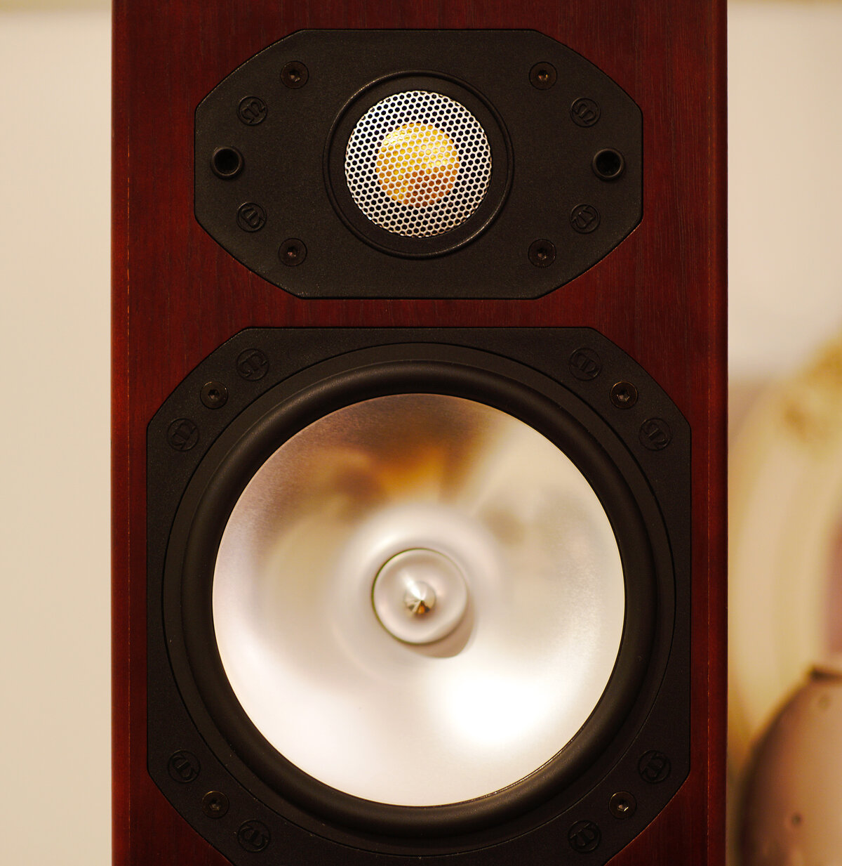 Monitor Audio Silver Studio1 : On Age Audio