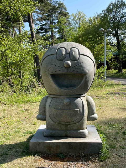 石像～ドラえもん : 吹奏楽〜楽長の独り言(クラシックなやつ)