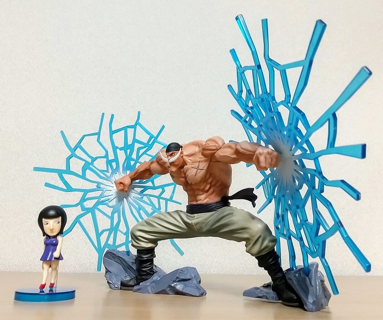 海外限定！白ひげの豪華エフェクトフィギュア】ONE PIECE DXF SPECIAL