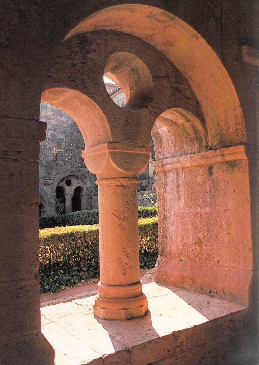 ロマネスク建築ー2 ル・コルビジェと『ル・トロネ修道院』 : 建築家