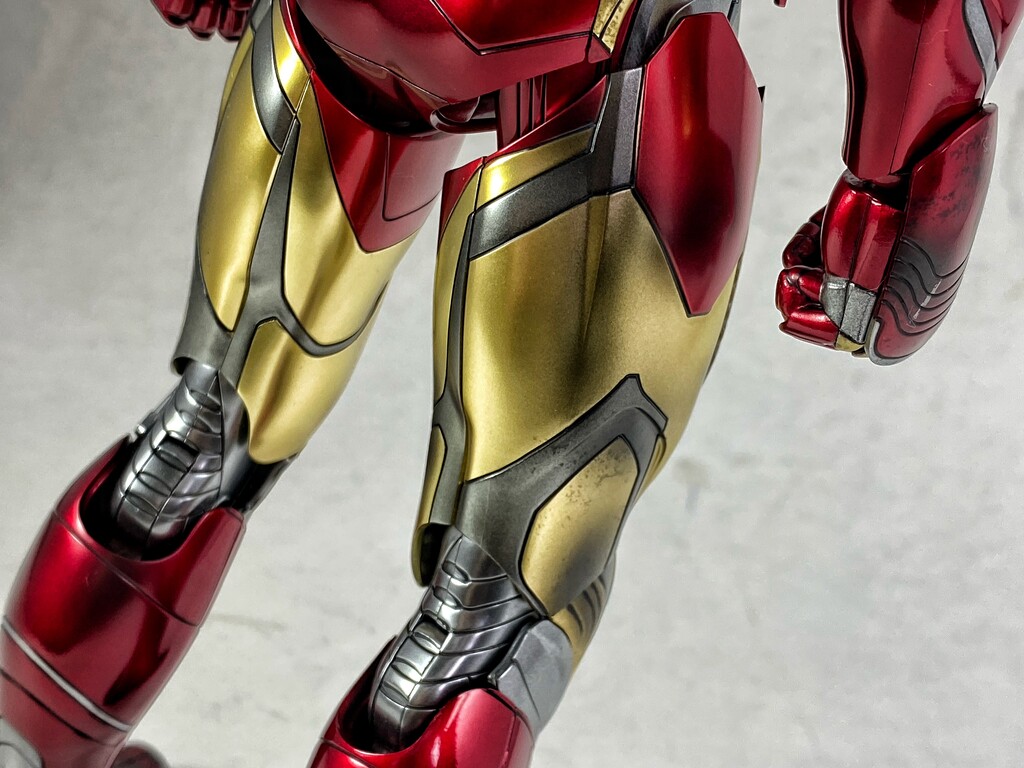 ホットトイズ アイアンマン マーク85(バトルダメージ版) レビュー