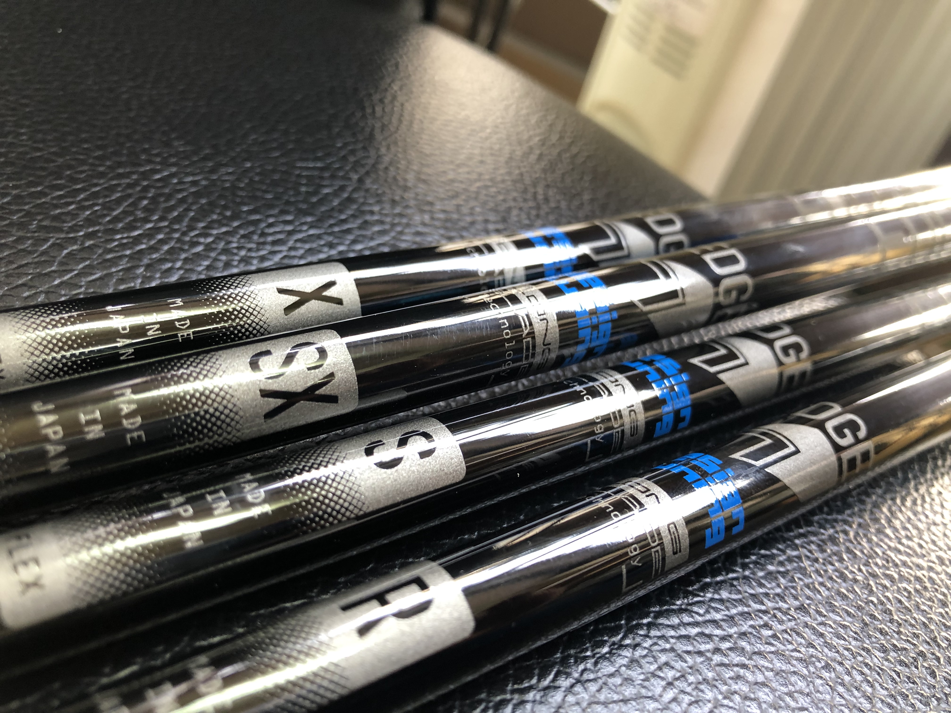 デザインチューニング LONG BLADE EDGE R DR用 シャフト デザイン