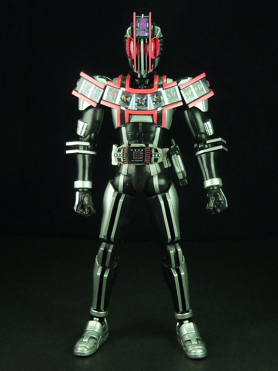 S.H.フィギュアーツ 仮面ライダーディケイド コンプリートフォーム