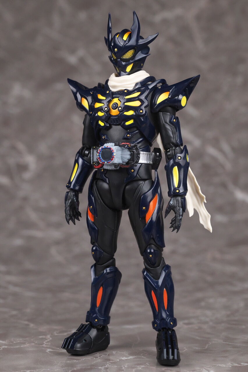 S.H.フィギュアーツ 仮面ライダードレッド零式 レビュー : はっちゃか
