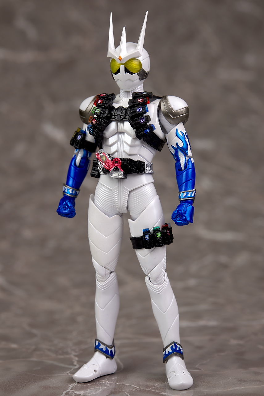 SHフィギュアーツ 仮面ライダーエターナル Amazon.co.jp: S.H.