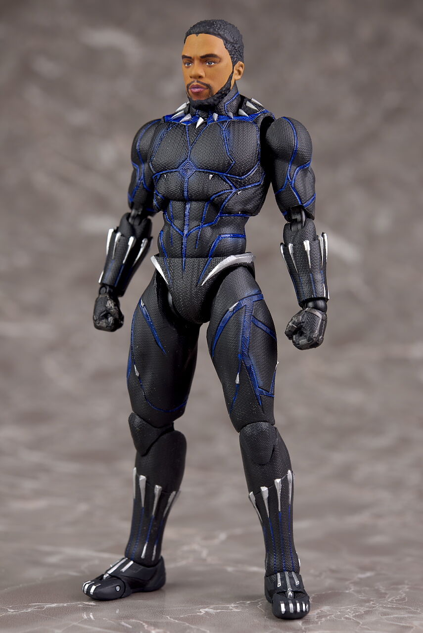 S.H.フィギュアーツ ブラックパンサー -キング・オブ・ワカンダ
