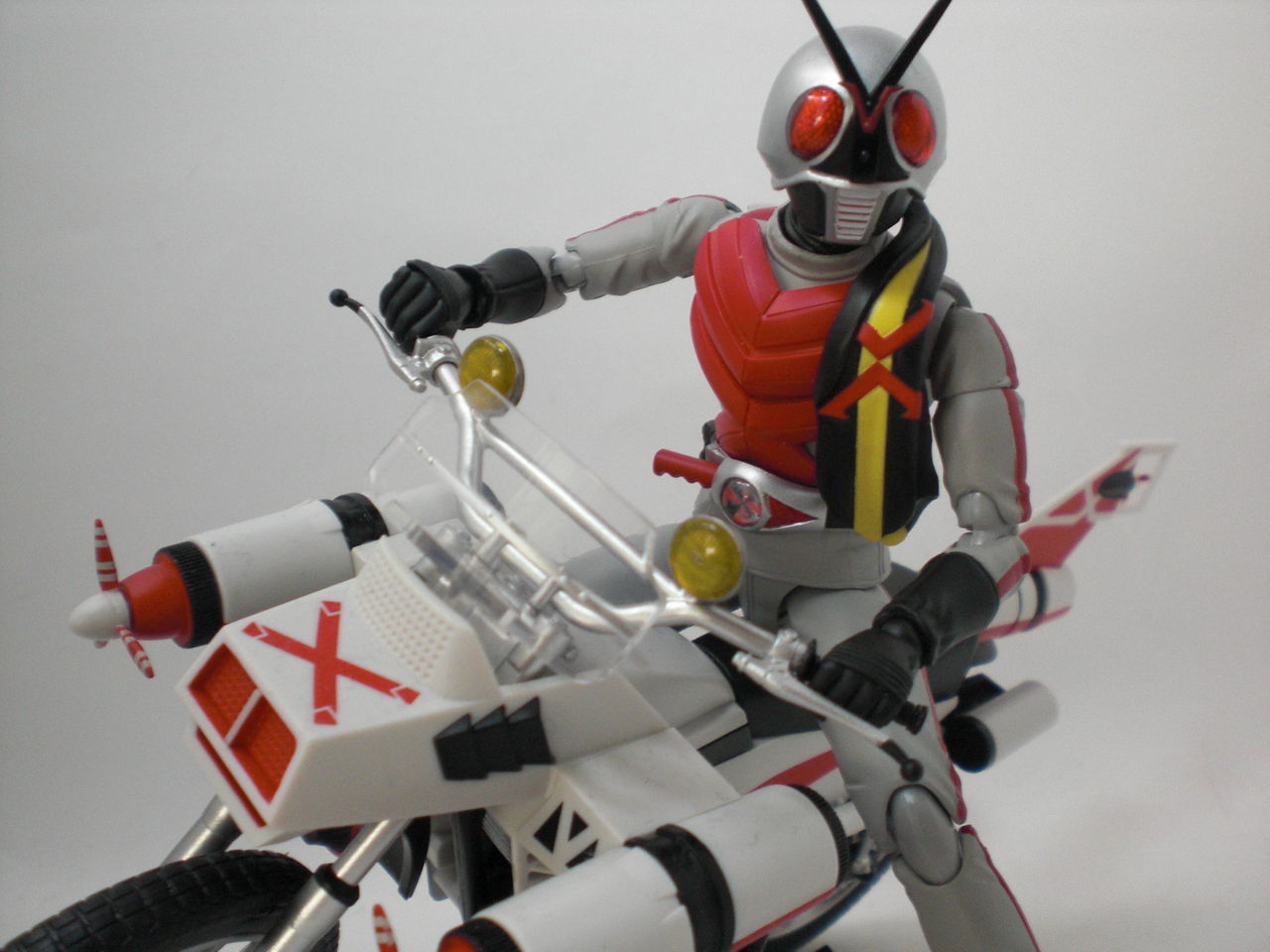 S.H.Figuarts 仮面ライダーX&クルーザーセット レビュー : ハニワの