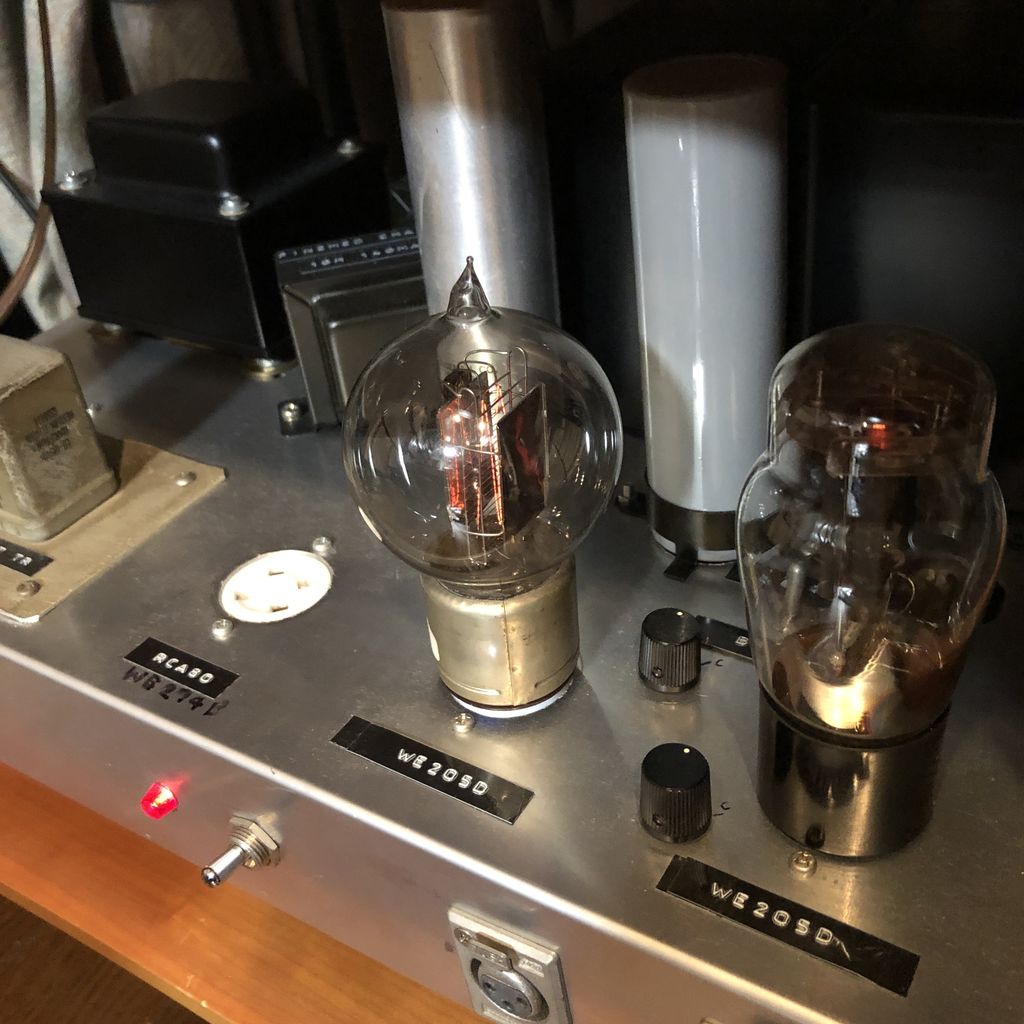 ウエスタン・エレクトリック社最初期(1924~)真空管WE205Dの原型VT-2(a