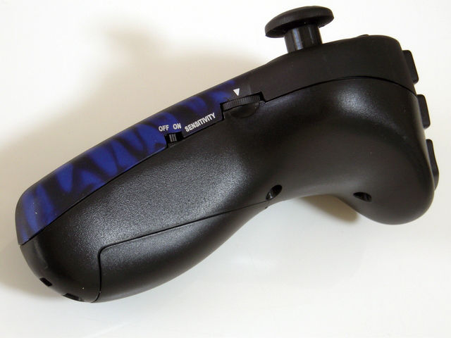 PS3のFPSゲームでマウスが使える! SplitFish 「FragFX Shark