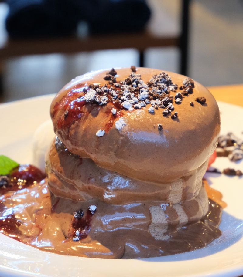 群馬 太田】BLACKSMITH COFFEE 西本町店 パンケーキ・メルティショコラ