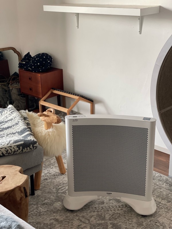 フランス製「CAMPA」のパネルヒーターが届いた♪ ポカポカ気持ちが良い