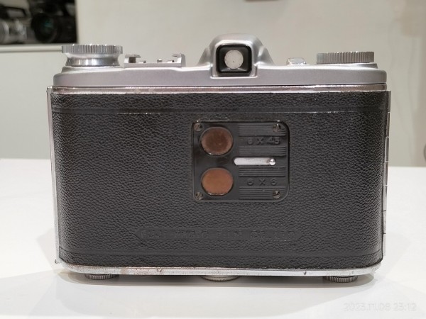 1950/昭和25/FUJIFILM/FUJICA SIX Model IIC/120フィルム/蛇腹カメラ