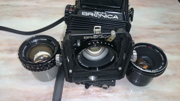 BRONICA NIKKOR-H.C 75mm f2.8」の謎 : 会計士によるバリューアップ