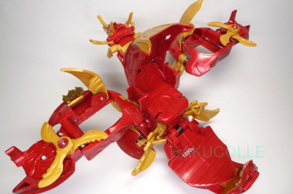超爆丸ドラスロン SUPER BAKUGAN DRATHRON 火属性 : 爆丸コレクション