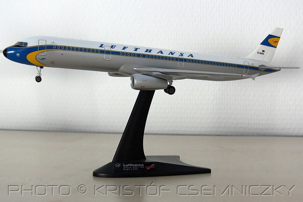 Airbus A321-100 D-AIRX Lufthansa 