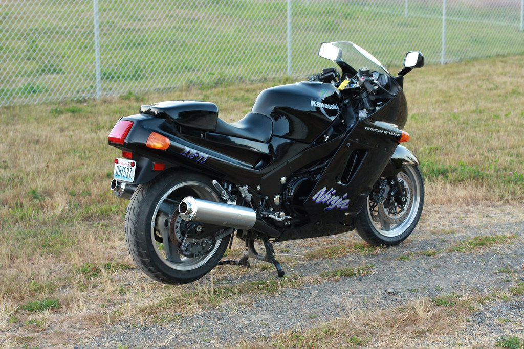 IMG_9903 | 1992 Kawasaki ZX11 | nedzelskiyv | Flickr