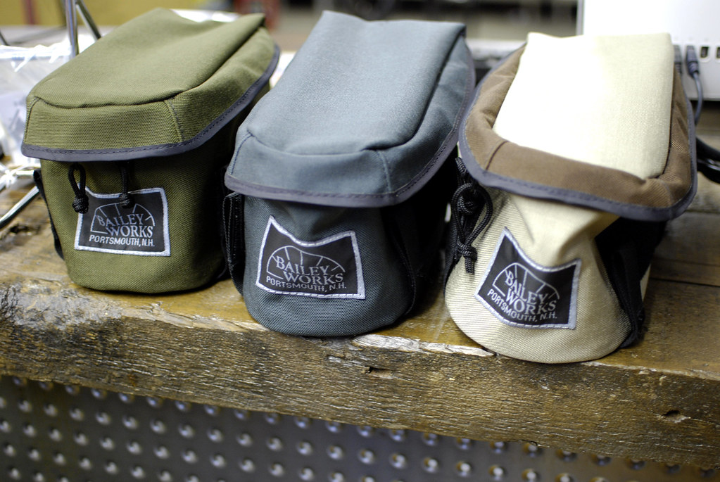 BAILEYWORKS* super pro messenger bag (black) - BLUE LUG ONLINE STORE