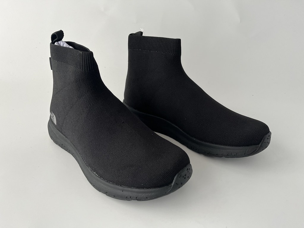 ミニマリストにおすすめの靴 THE NORTH FACE ベロシティニットの