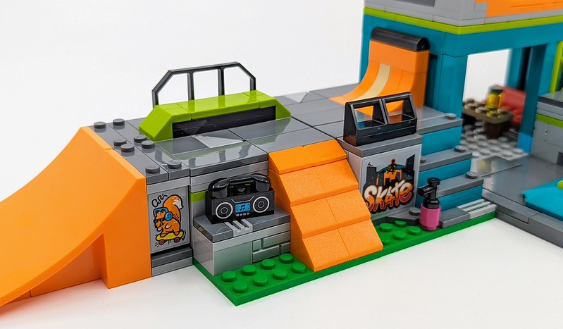60364: Street Skate Park Set Review - BricksFanz