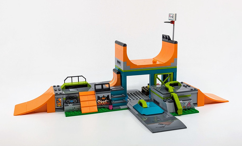 60364: Street Skate Park Set Review - BricksFanz