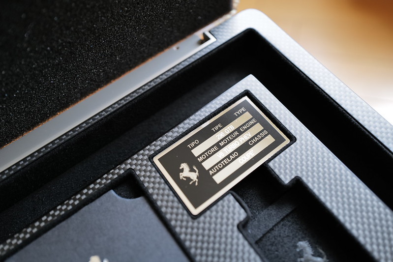 フェラーリから「納車前ギフト」、キーボックスが届く。その筐体は