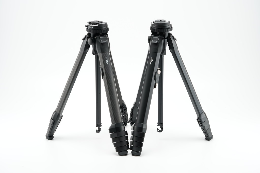 ピークデザインの三脚をレビュー カーボン版とアルミ版の違いを比較
