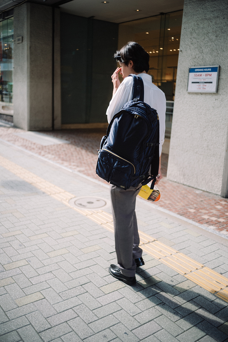 PORTER から TANKER シリーズの新色アイアンブルーがついに発売 – 時代