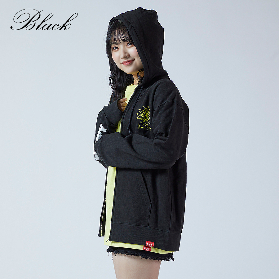 受注期間限定！道枝咲コラボ企画！コラボZIPパーカー◇道枝咲