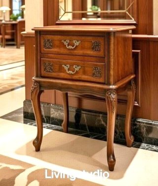 Claudio Saoncella クラウディオ（イタリアクラシック家具、ヴェローナ