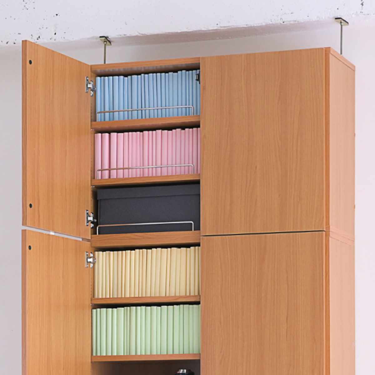 上置き棚 本棚 扉付き 幅81cm 全棚可動 ブックガード付 （ 上置き