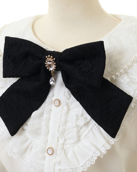 ミルフィーユフリルブラウス ｜ LIZ LISA（リズリサ）公式通販